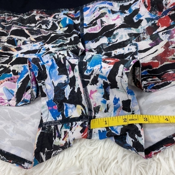 Lululemon Speed Up Short *2.5" Culture Clash Multi Black / Black - Picture 2 of 6